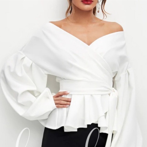 🔥LAST ONE!🔥 BALLOON SLEEVE WRAP BLOUSE - Picture 6 of 7